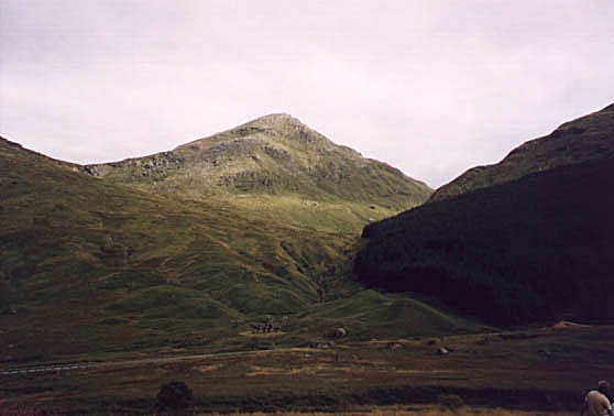 a non-clickable picture of another part of the Trossachs